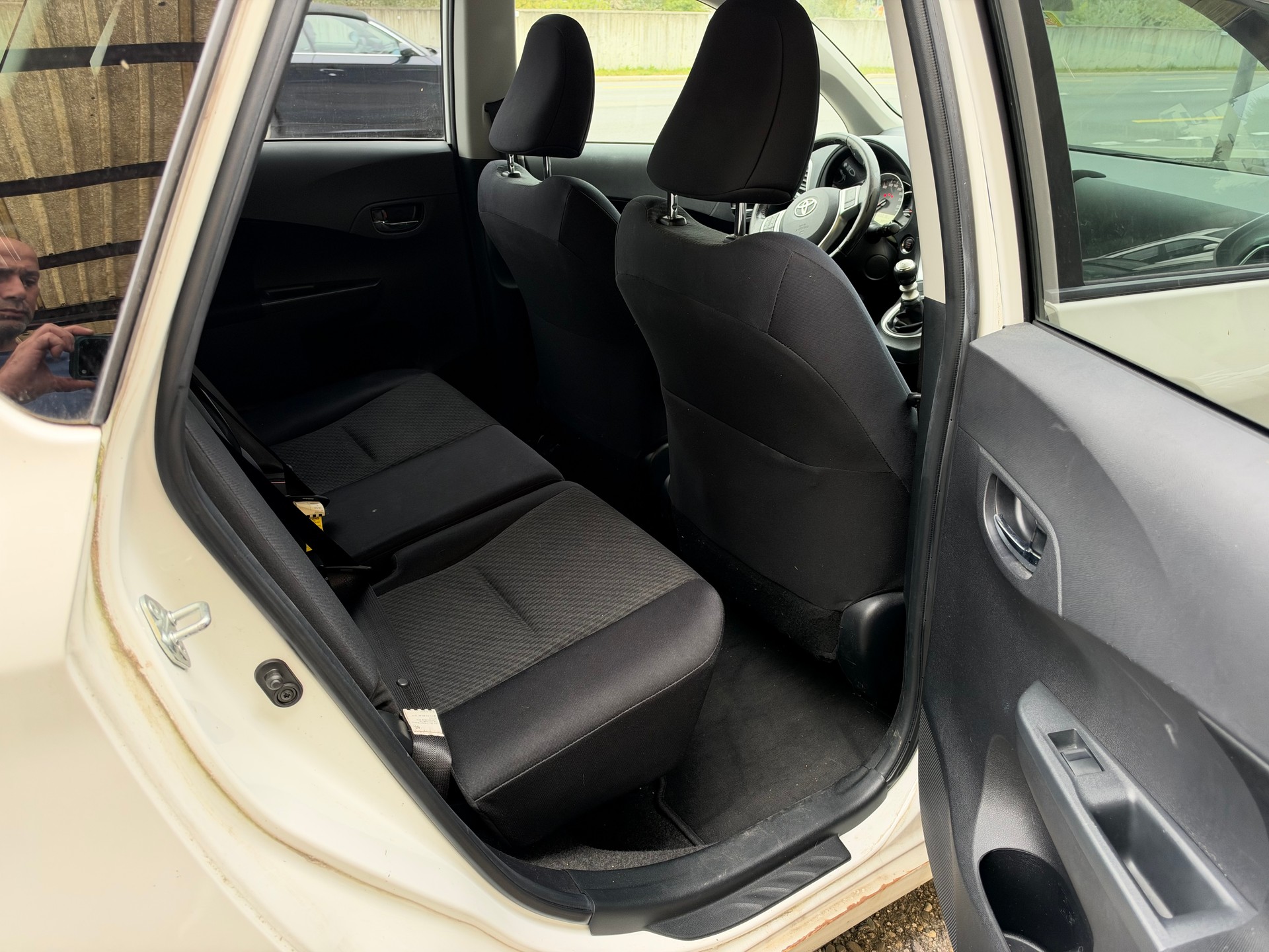 TOYOTA Verso-S 1.33 Linea Luna-image-14