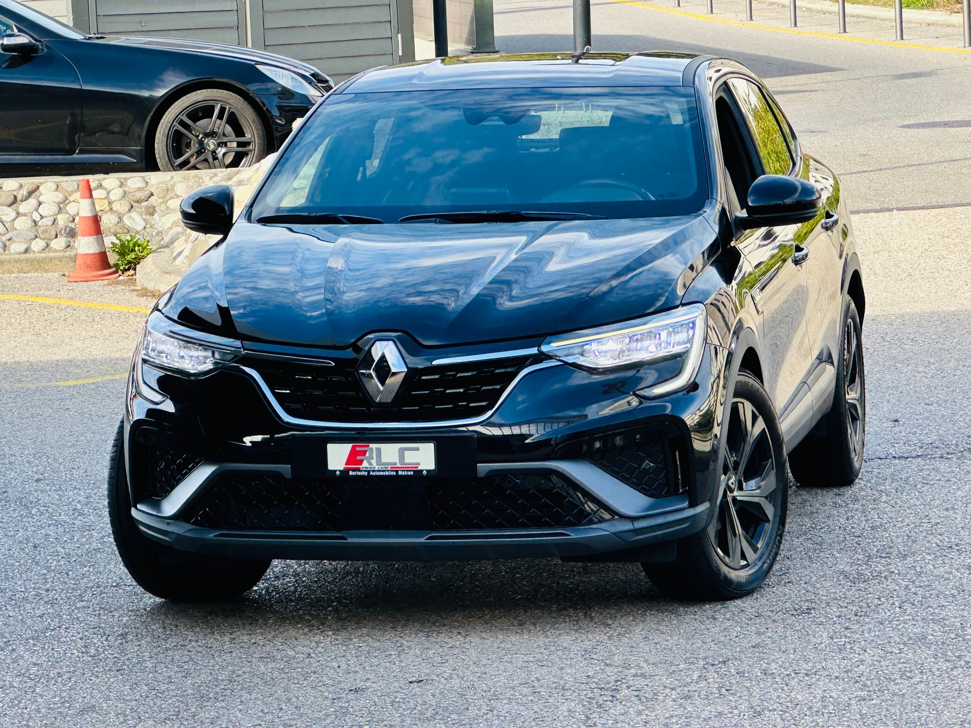 RENAULT Arkana 1.3 TCe R.S.Line EDC-showroom-element-1