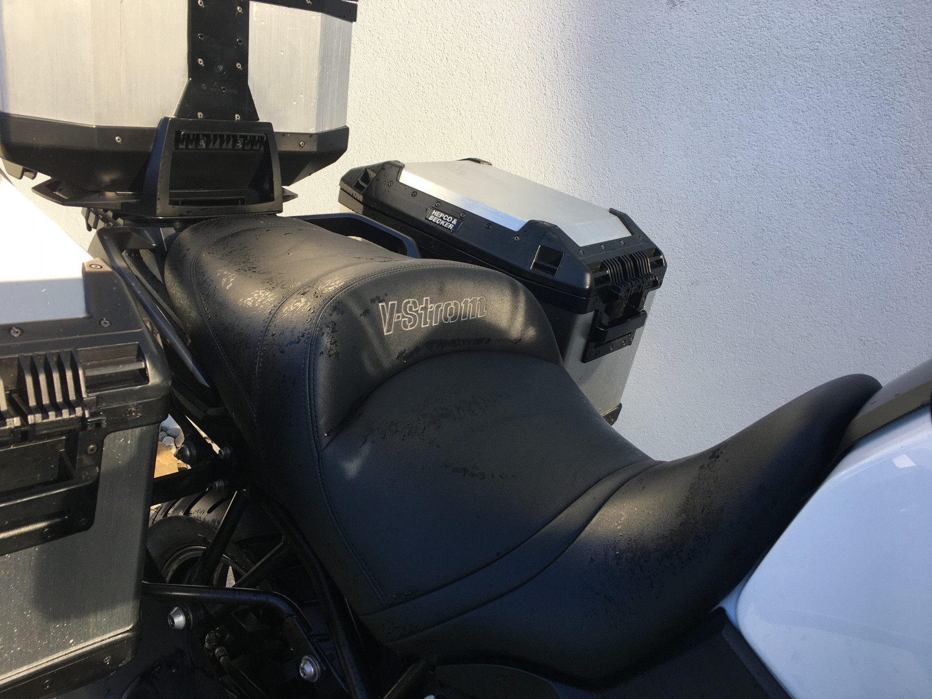 SUZUKI DL 1000 A V-Strom L9-image-9