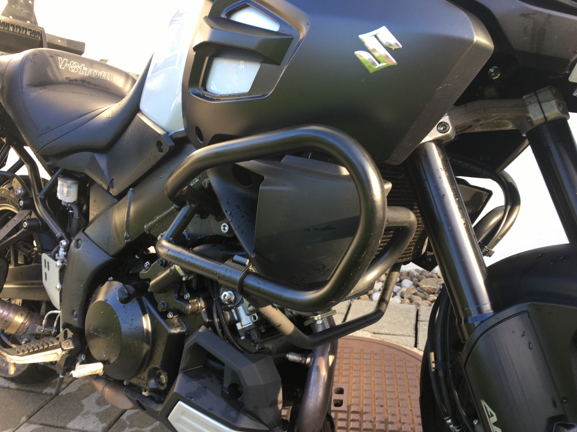 SUZUKI DL 1000 A V-Strom L9-image-8