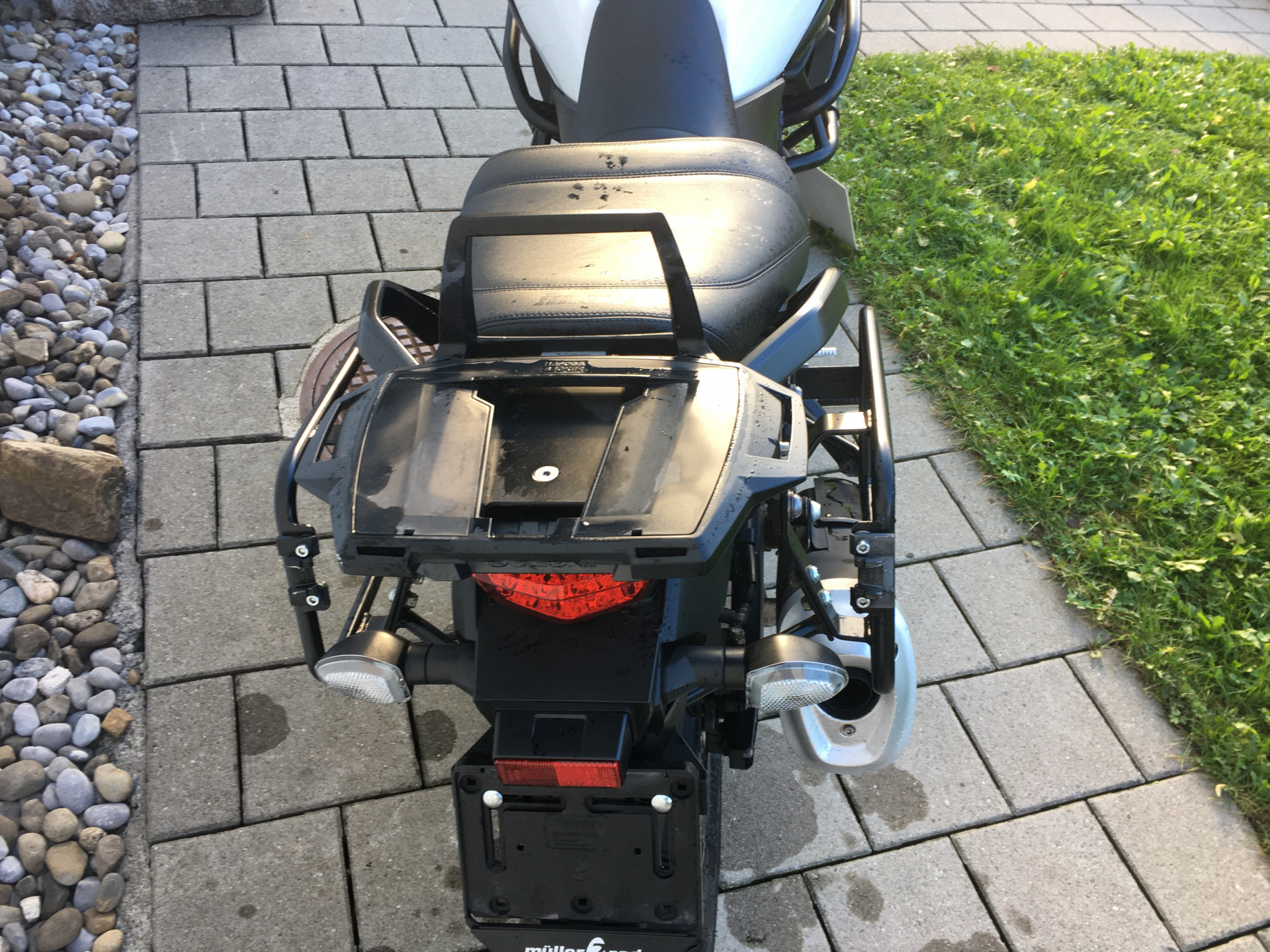 SUZUKI DL 1000 A V-Strom L9-image-4