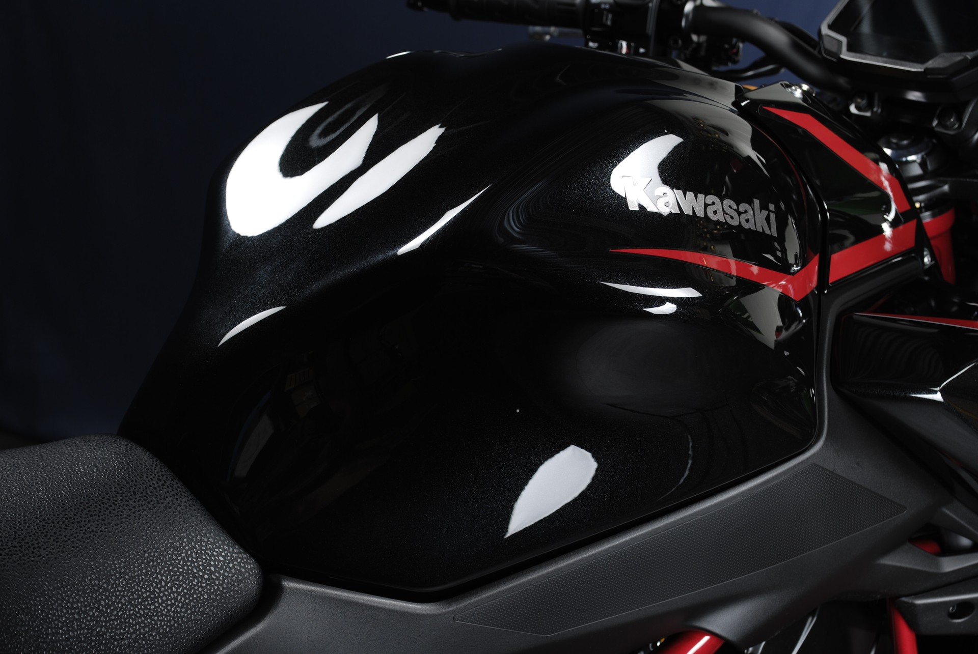 KAWASAKI Z 650 MY25-image-2
