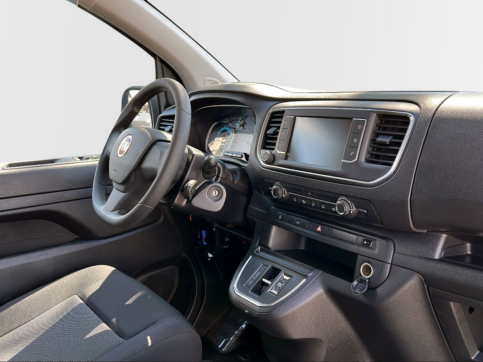FIAT E-Scudo 50kWh L2 Lounge Swiss-image-15