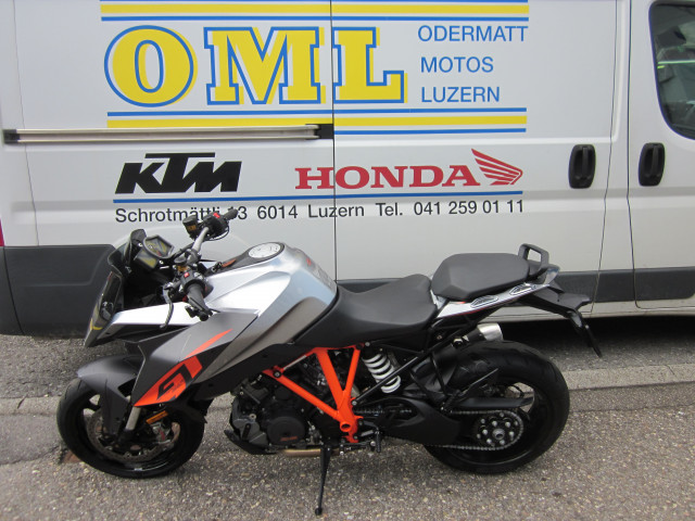 KTM 1290 Super Duke GT-image-1