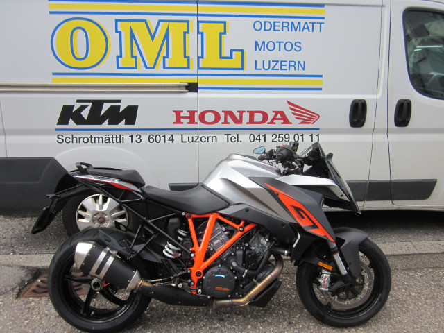 KTM 1290 Super Duke GT-image-0