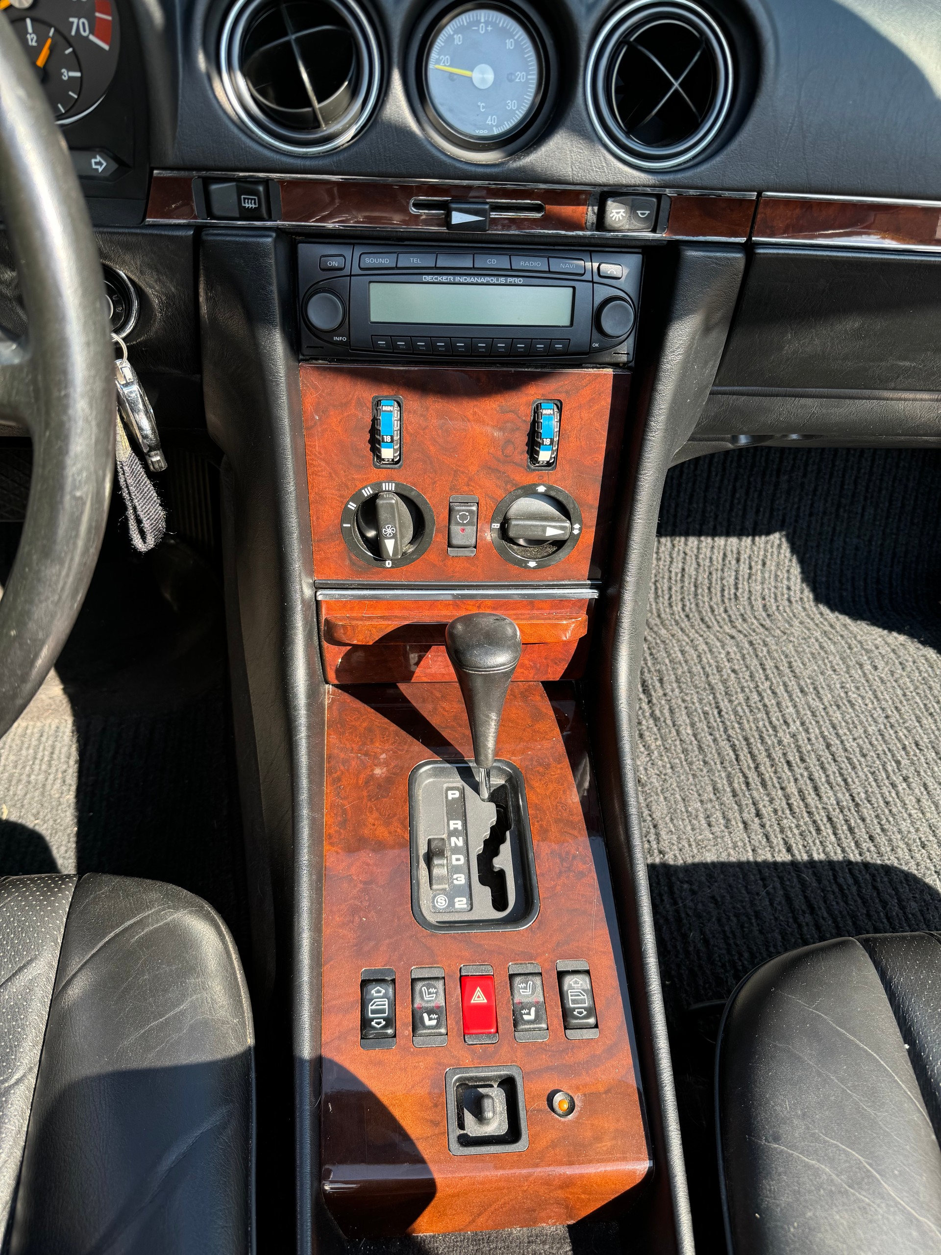 MERCEDES-BENZ 300 SL Automatic-image-12