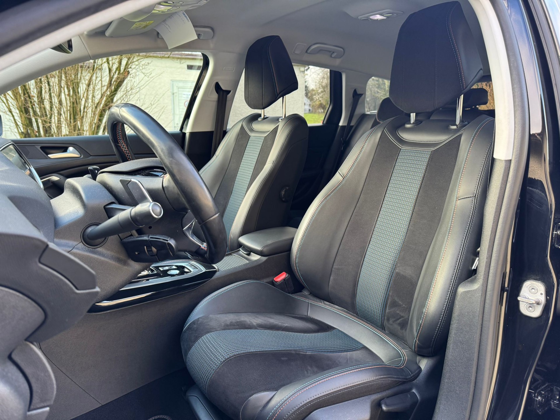 PEUGEOT 308 SW 1.5 BlueHDI Tech Edition EAT8-image-9