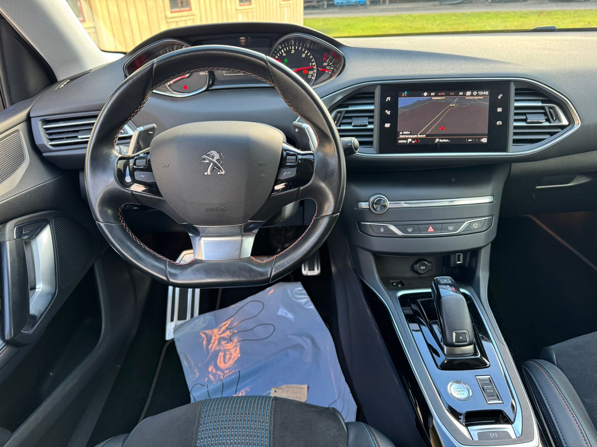 PEUGEOT 308 SW 1.5 BlueHDI Tech Edition EAT8-image-13
