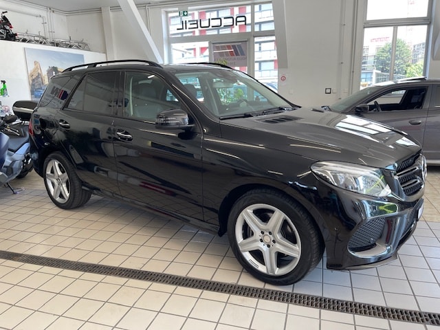 MERCEDES-BENZ GLE 350 d 4Matic 9G-Tronic-showroom-element-2