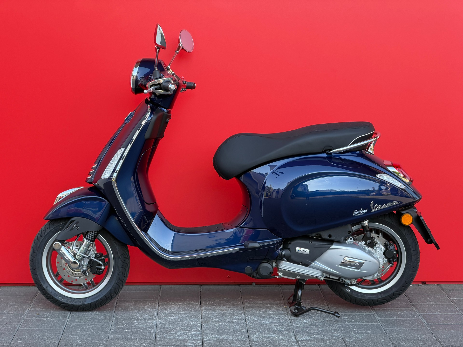 PIAGGIO Vespa Primavera 50 (45km/h)-image-1