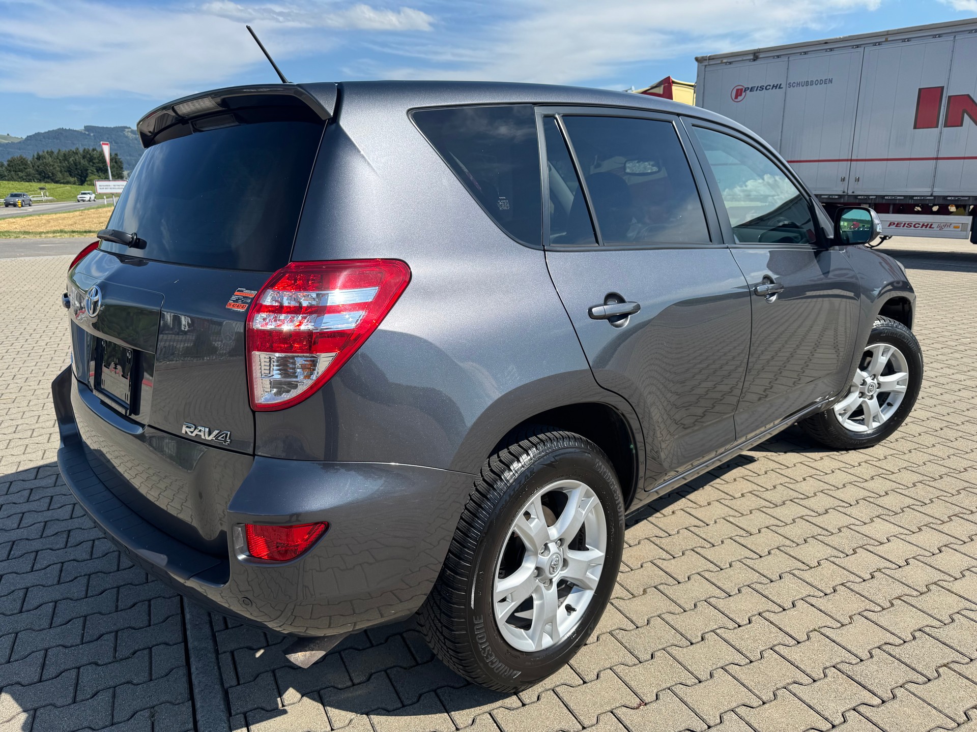 TOYOTA RAV-4 2.0 16V Linea Luna Multidrive-image-1