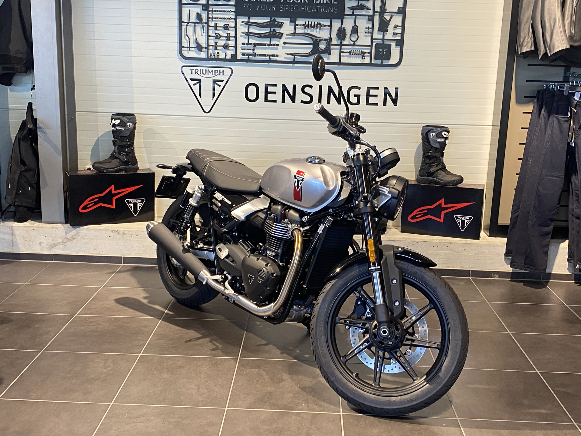 TRIUMPH Speed Twin 900 (4.49 % Power Leasing - Gültig bis 31.06.2026)-image-2