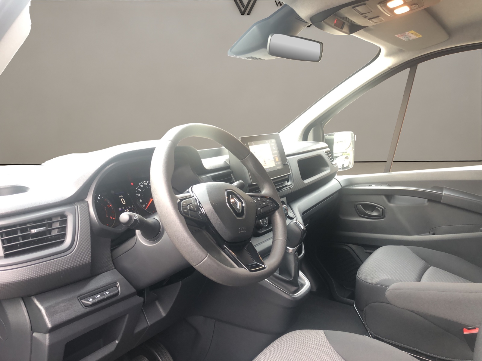 RENAULT Trafic Grand Passenger 2.0 dCi Blue 150 evolution-image-4