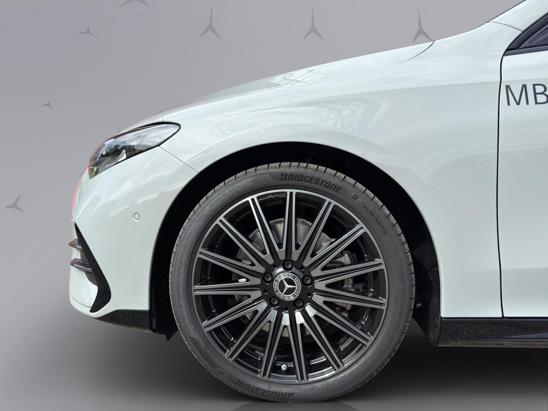 MERCEDES-BENZ CLA 350 AMG Line 4matic-image-19