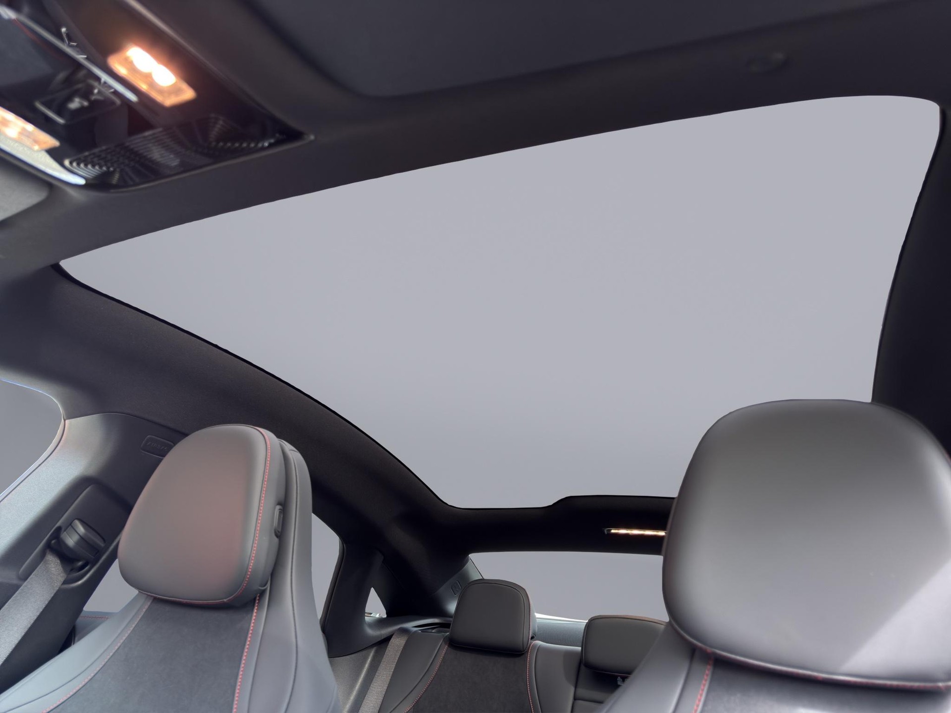 MERCEDES-BENZ CLA 350 AMG Line 4matic-image-18