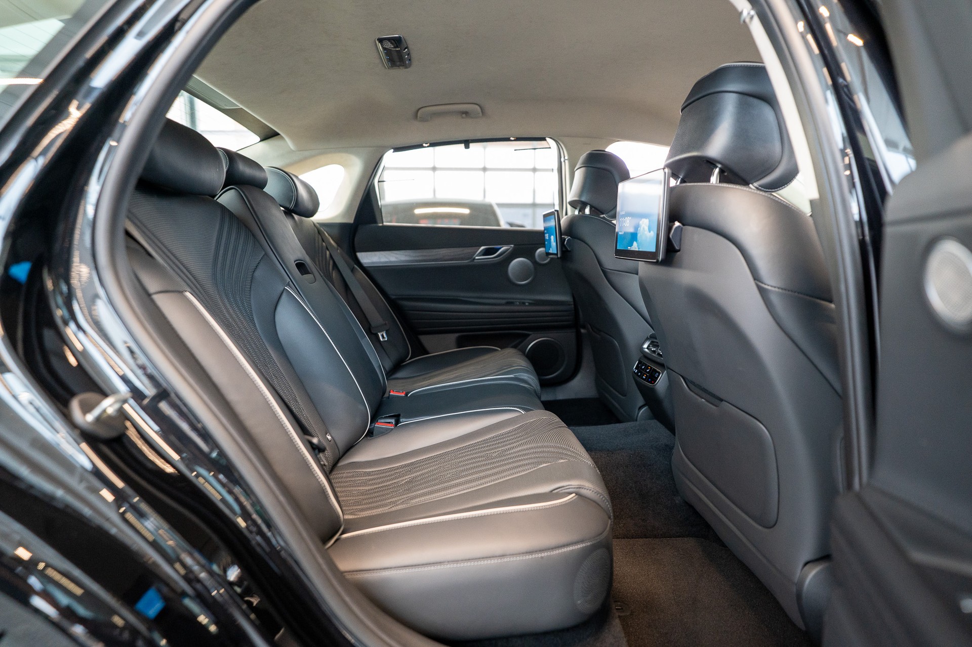 GENESIS G80 2.5TTGDI Luxury AT8 AWD / Executive Paket / Technikpaket / Lexicon Audio-image-14