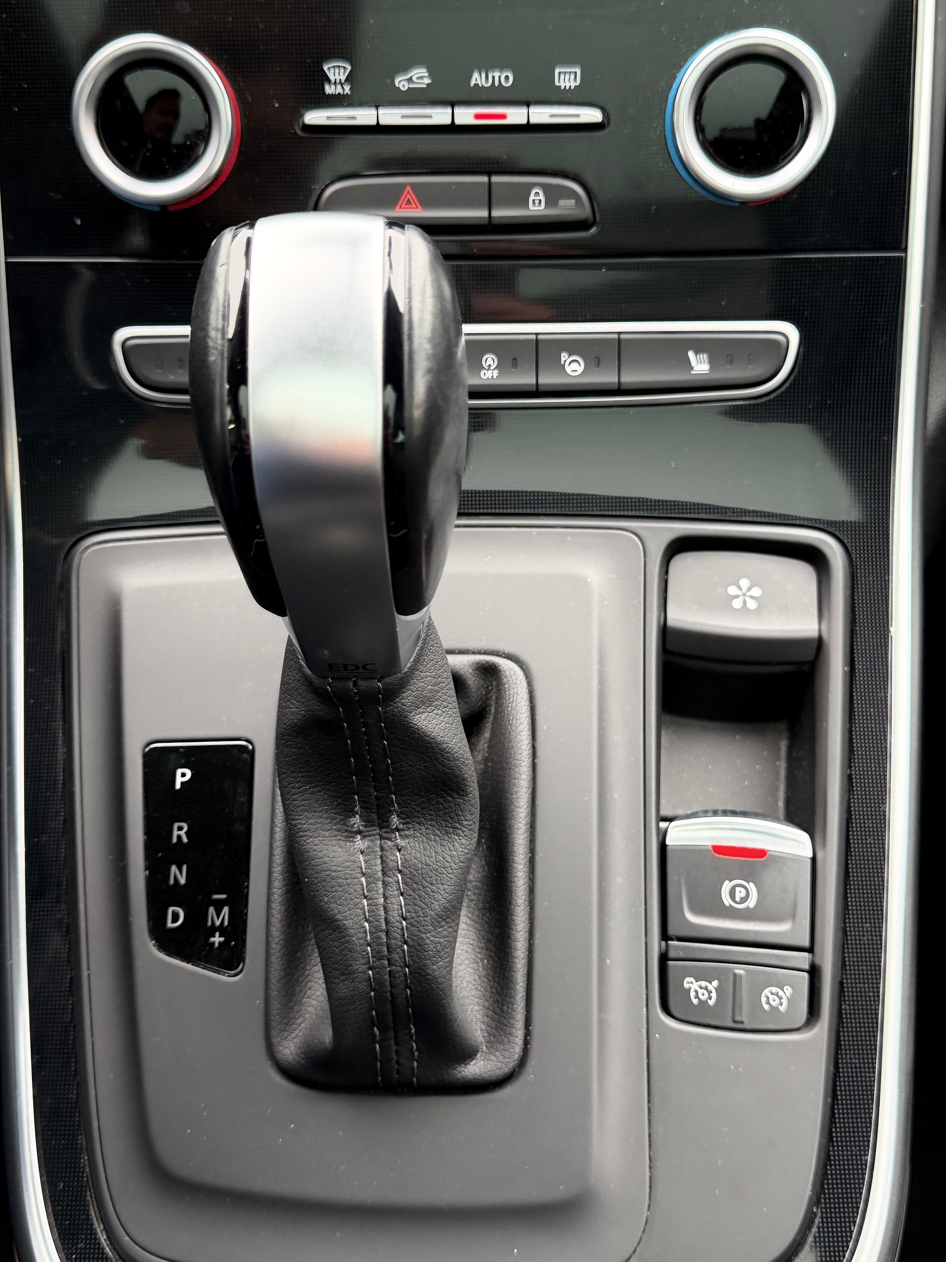 RENAULT Scénic 1.6 dCi Bose EDC-image-20
