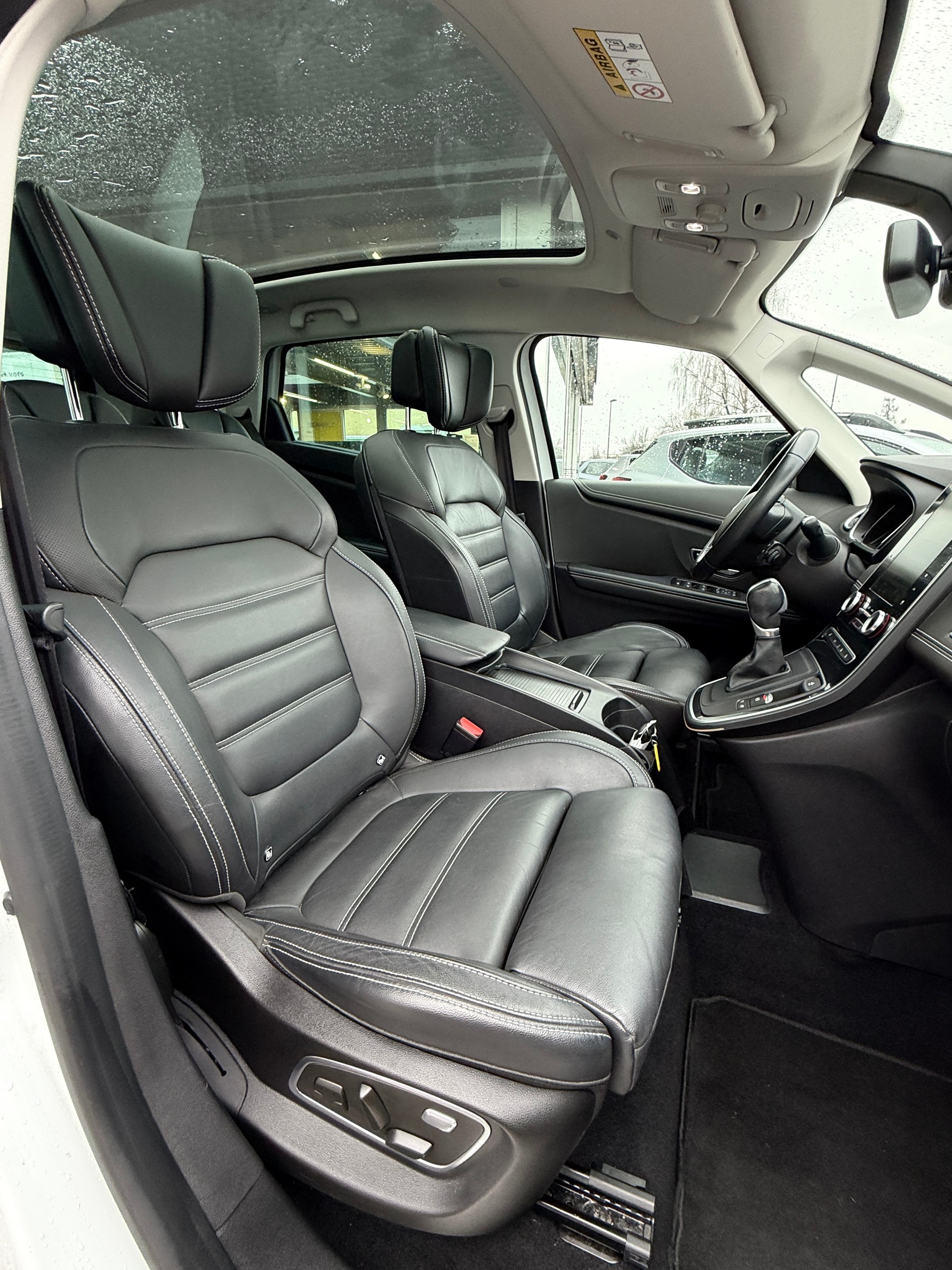 RENAULT Scénic 1.6 dCi Bose EDC-image-12