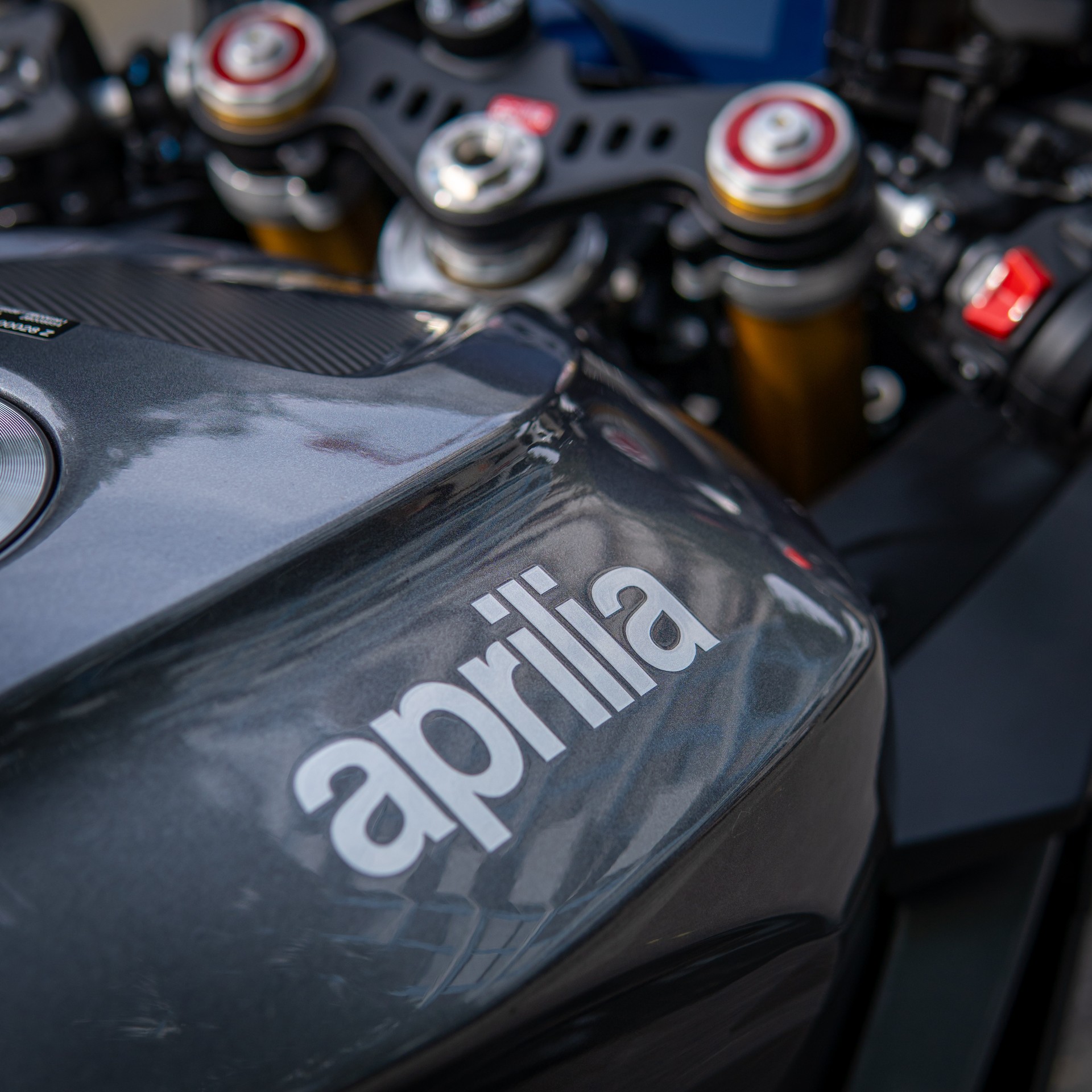 APRILIA RSV4 1100 E5+-image-2