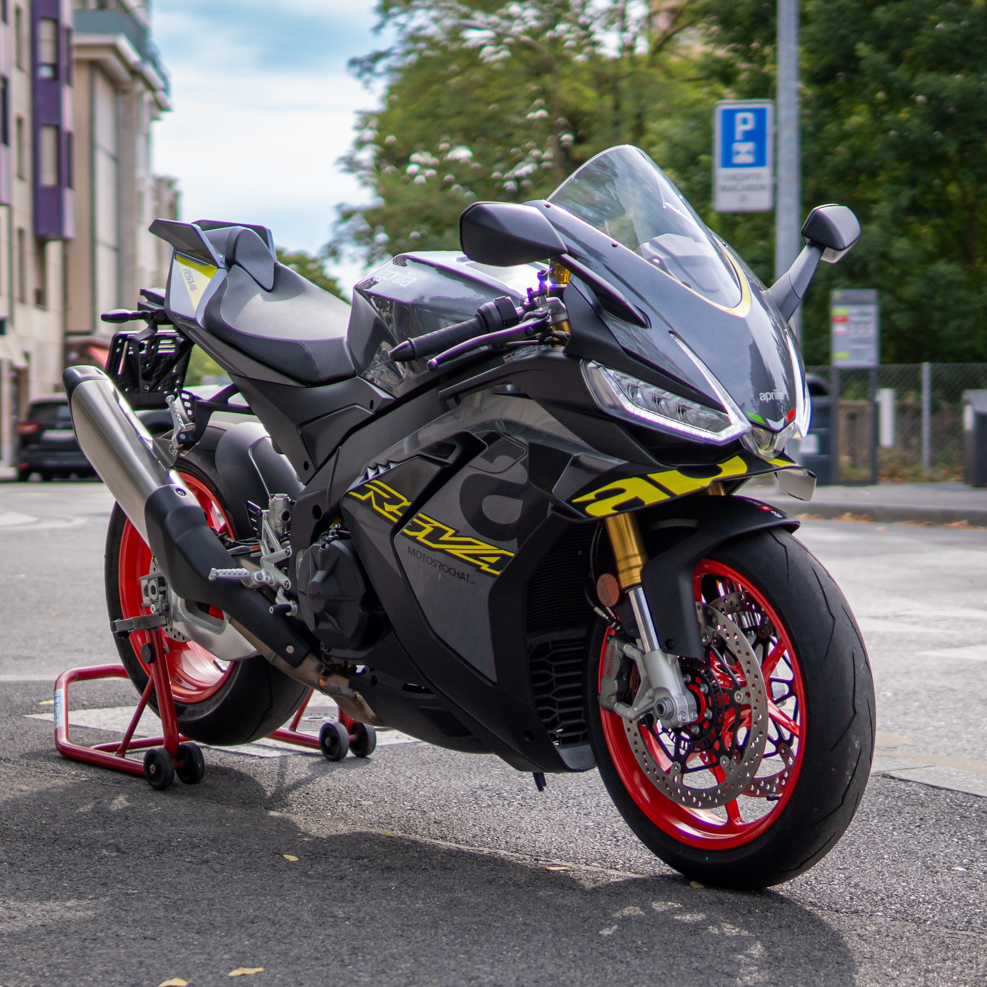 APRILIA RSV4 1100 E5+-image-4