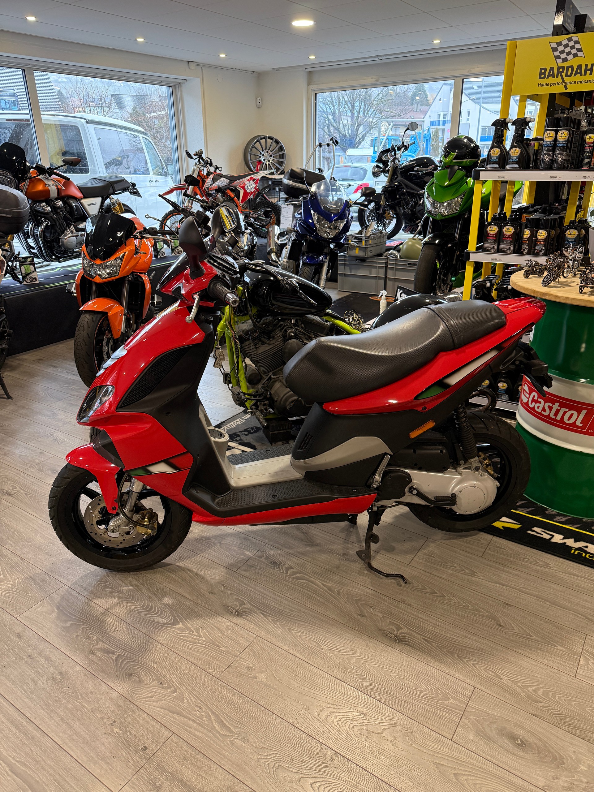 PIAGGIO NRG 50 Power Acqua-image-2