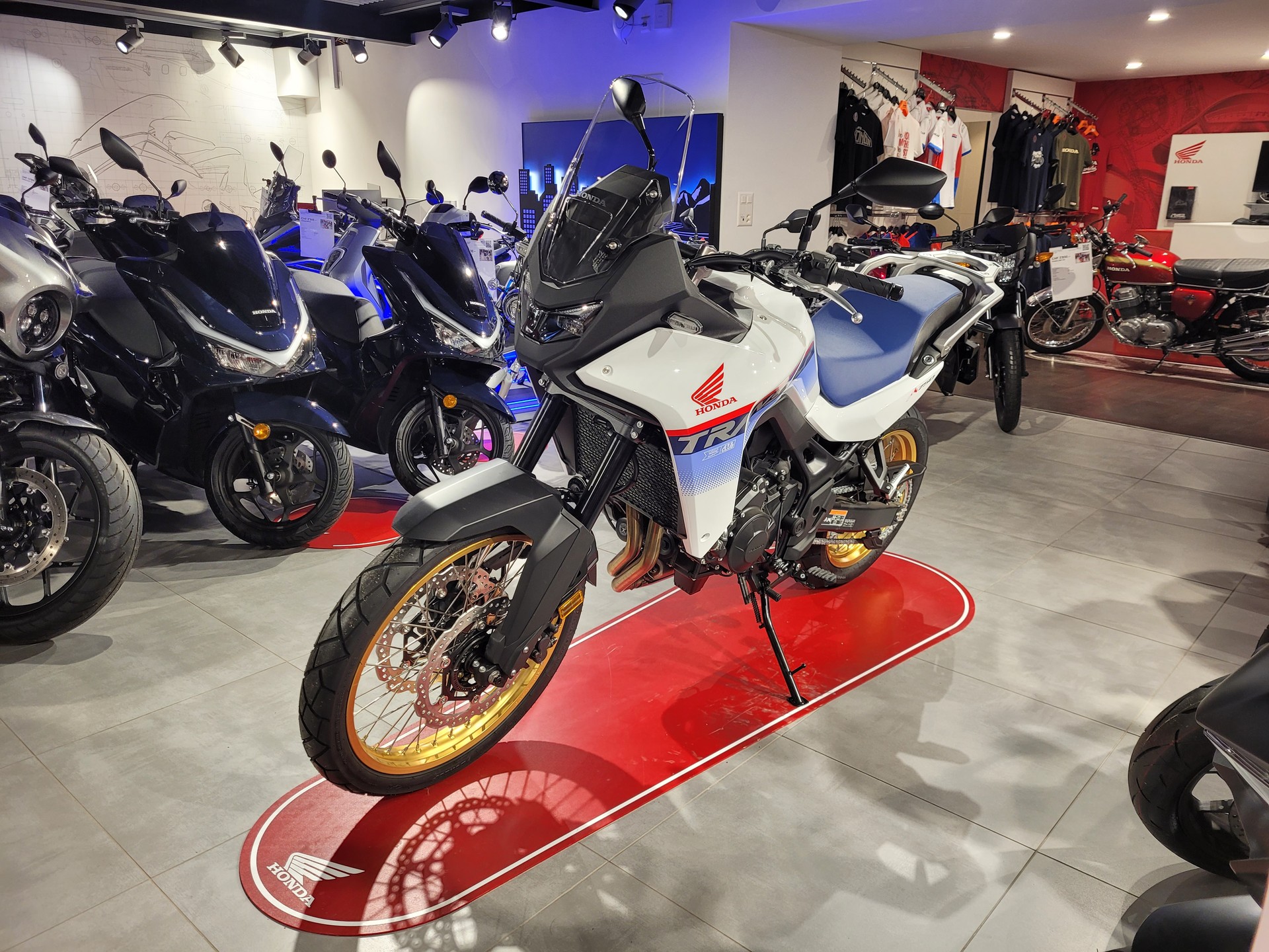 HONDA XL 750 Transalp-image-4