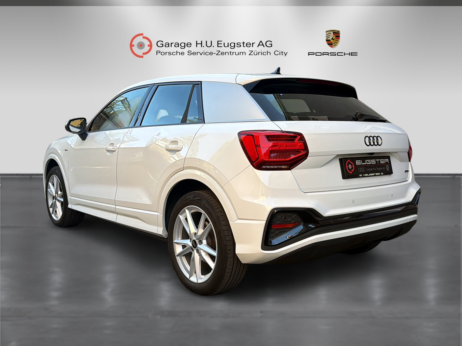 AUDI Q2 40 TFSI S line Attraction quattro S-tronic-showroom-element-1
