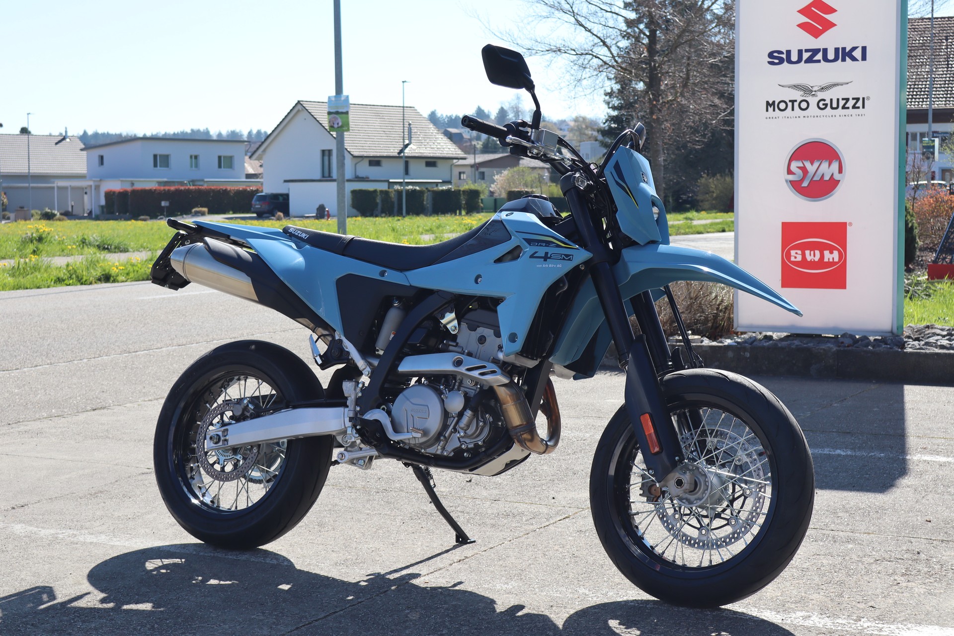 SUZUKI DR-Z4 SM ABS / TCS-image-1