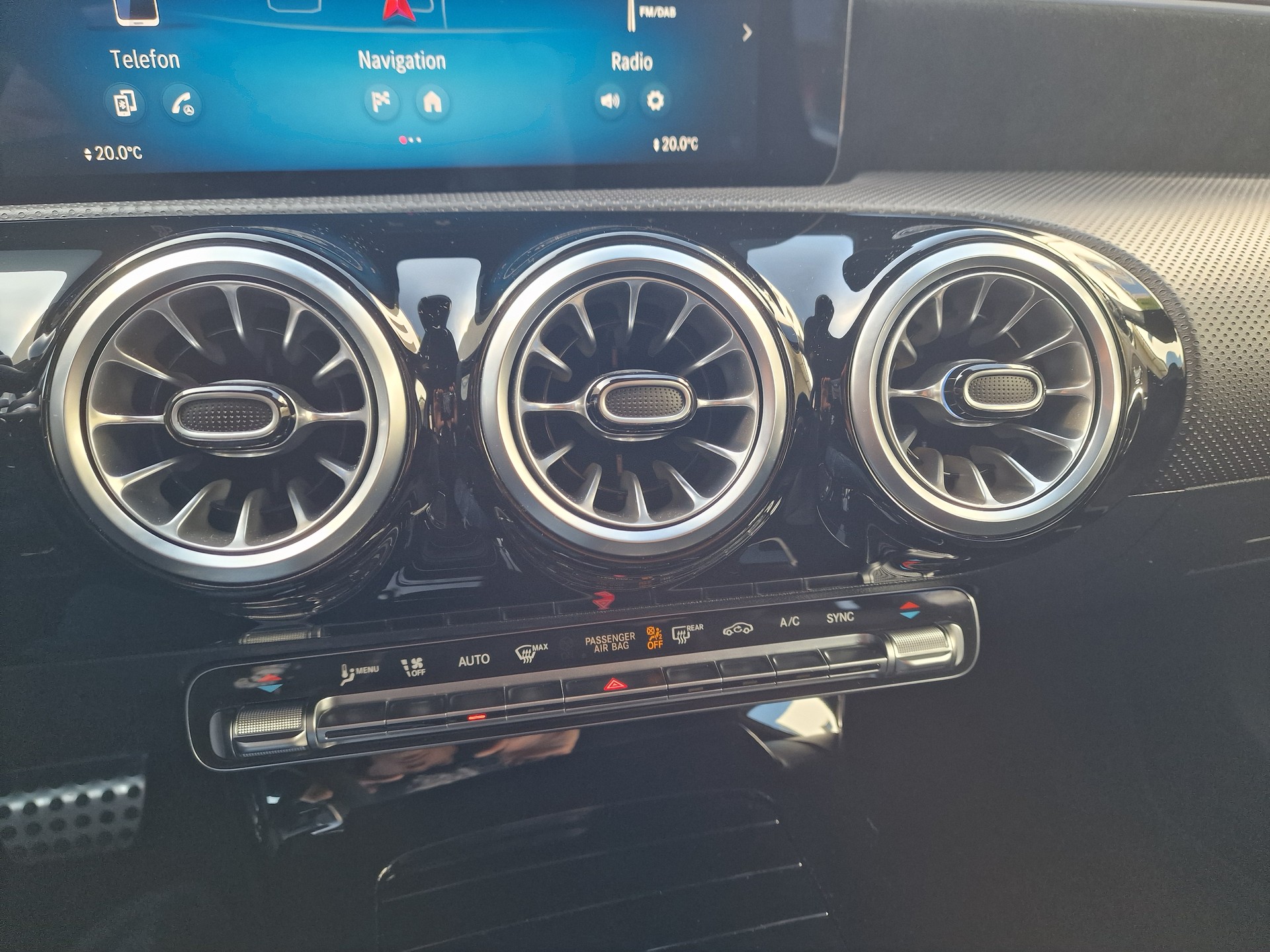 MERCEDES-BENZ A AMG 35 4Matic 8G-DCT-image-35