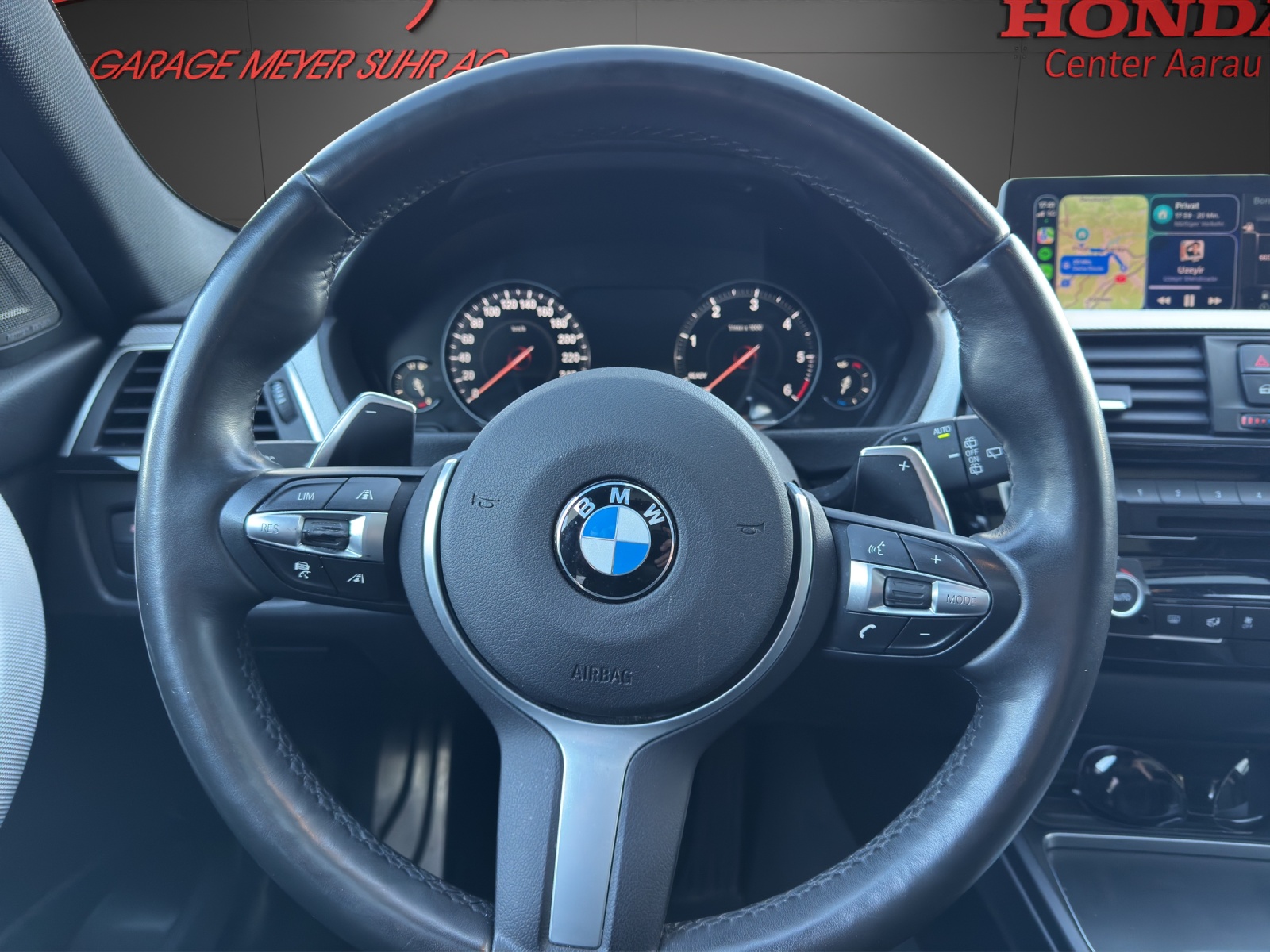 BMW 335d xDrive SAG Touring-image-9
