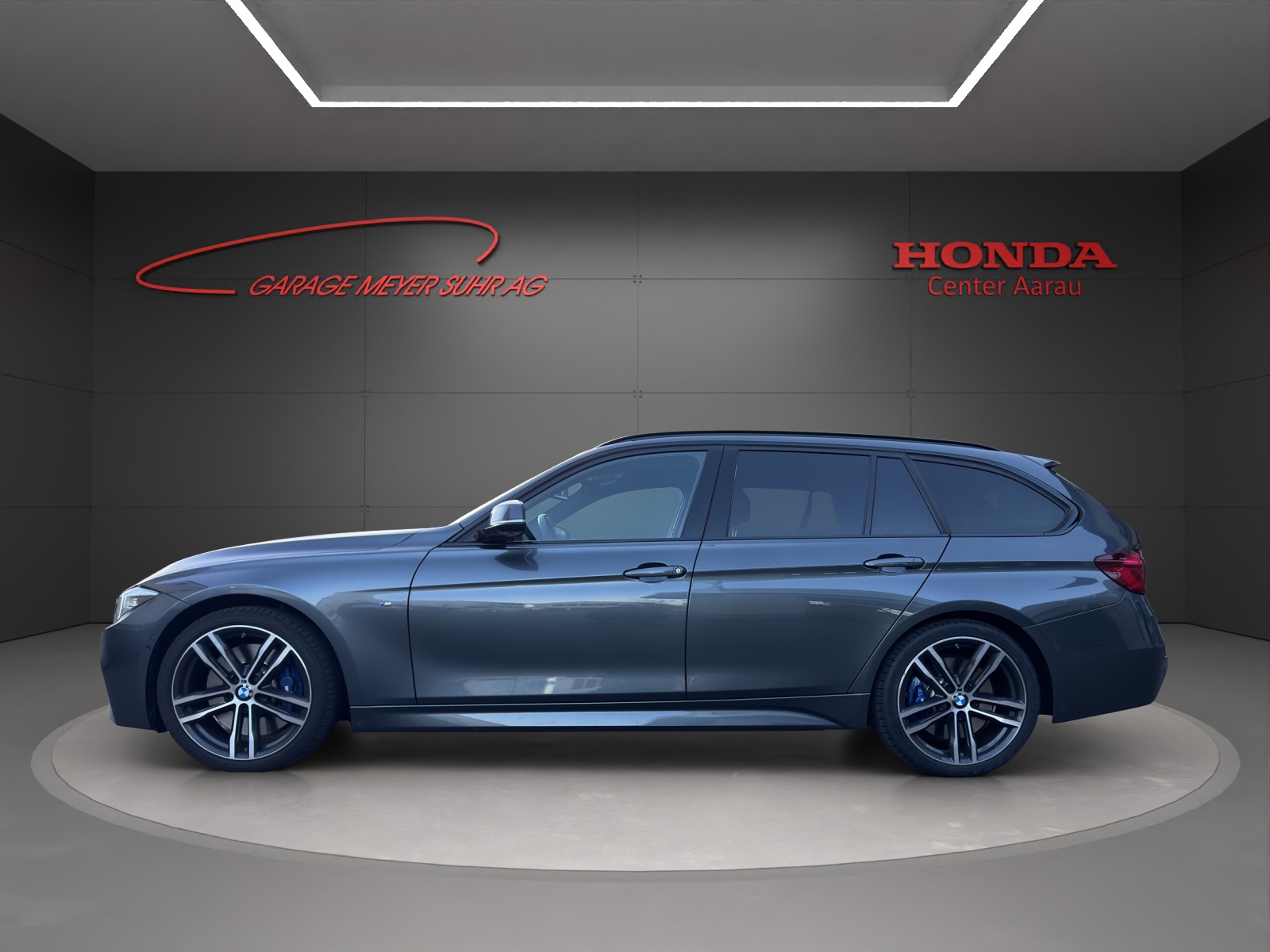 BMW 335d xDrive SAG Touring-image-3