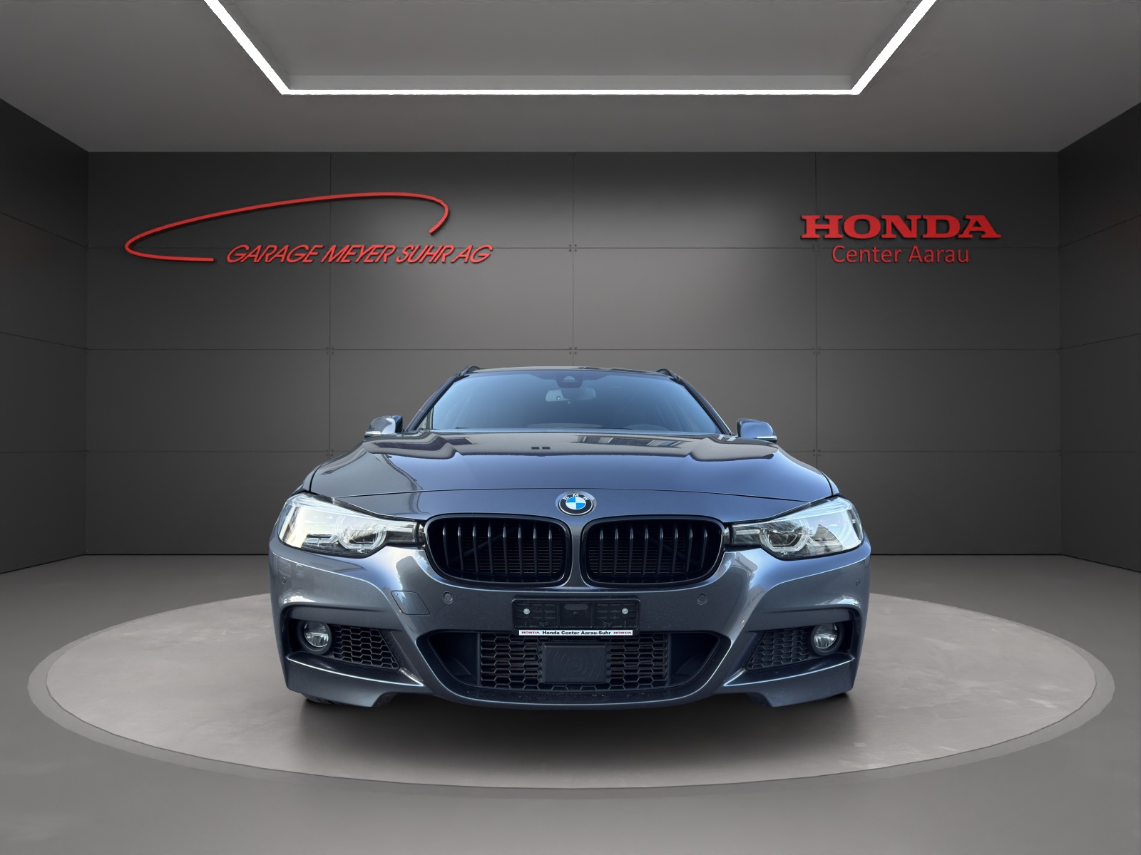 BMW 335d xDrive SAG Touring-image-1
