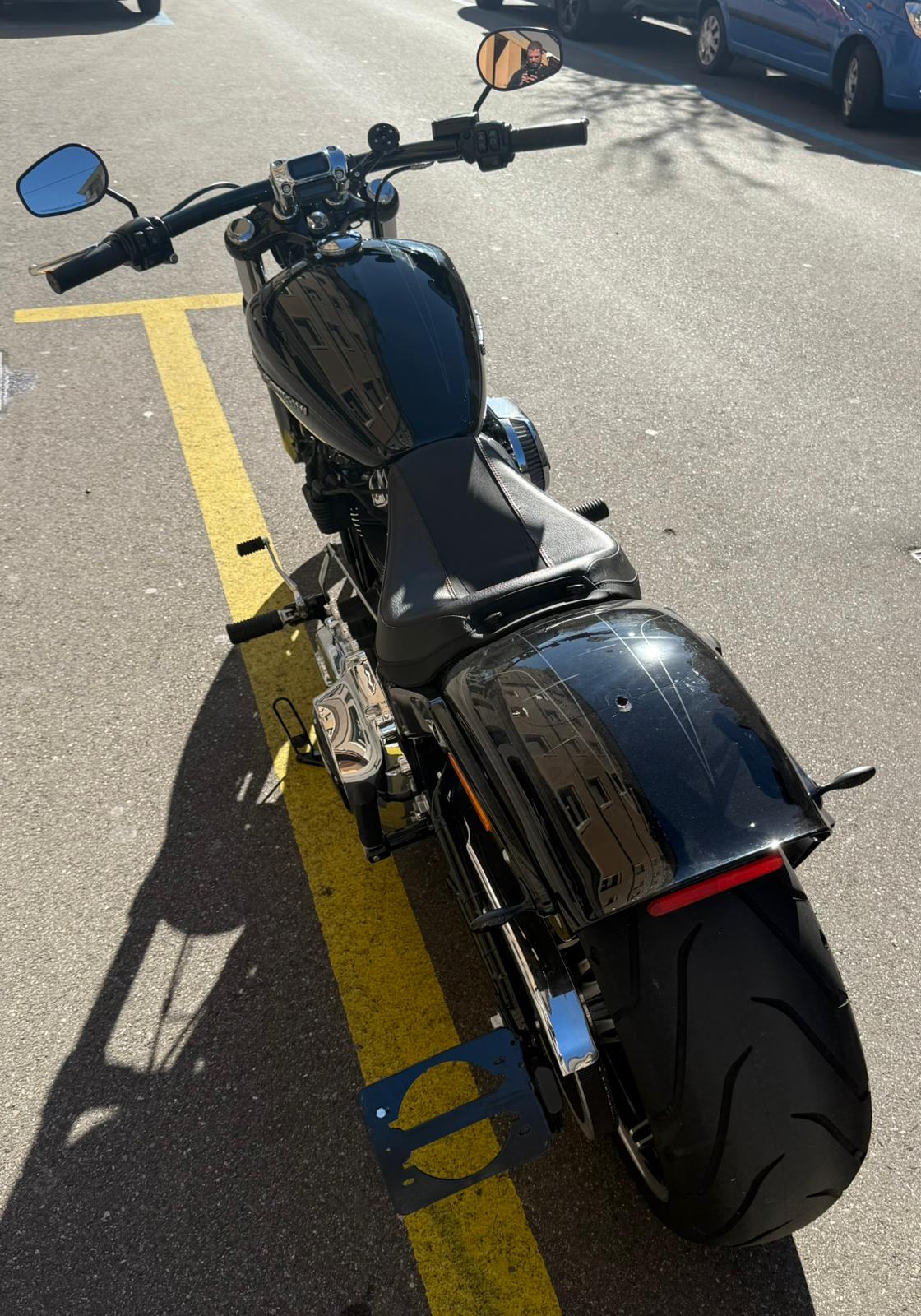 HARLEY-DAVIDSON FXBRS Breakout 114 ABS-image-5