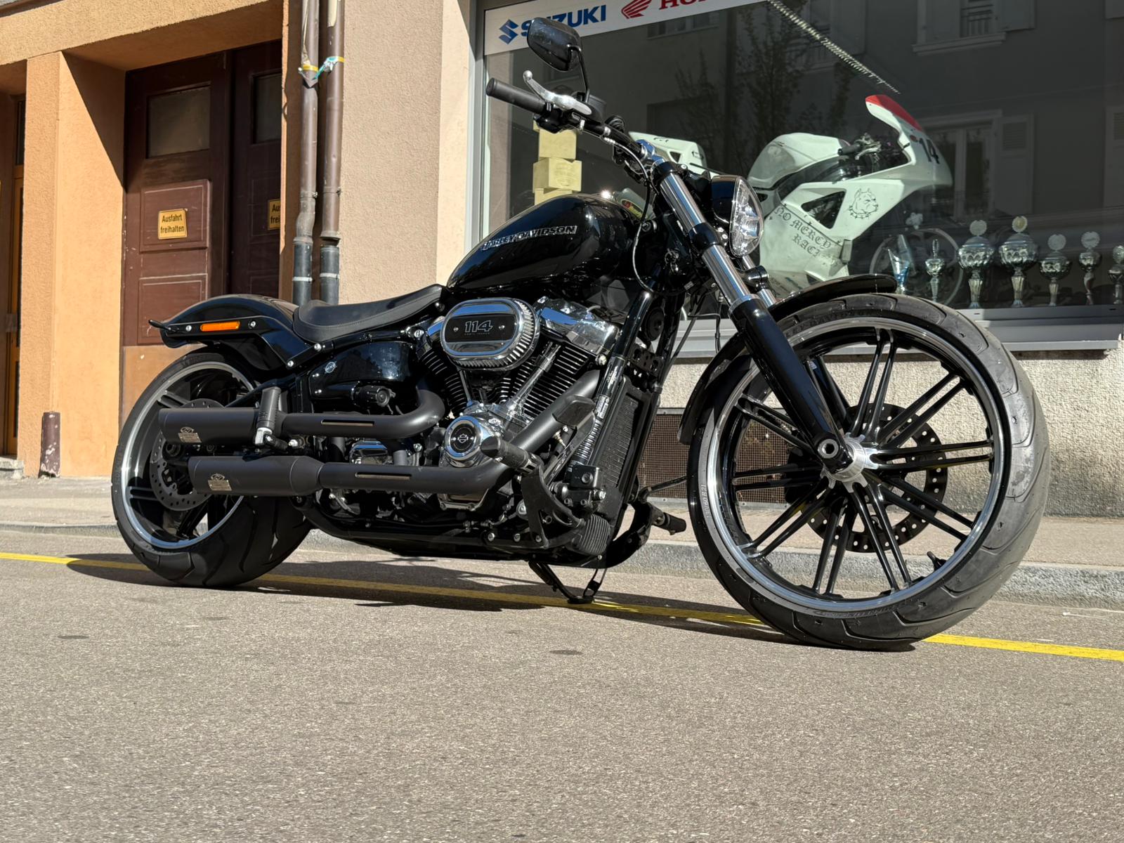 HARLEY-DAVIDSON FXBRS Breakout 114 ABS-image-6