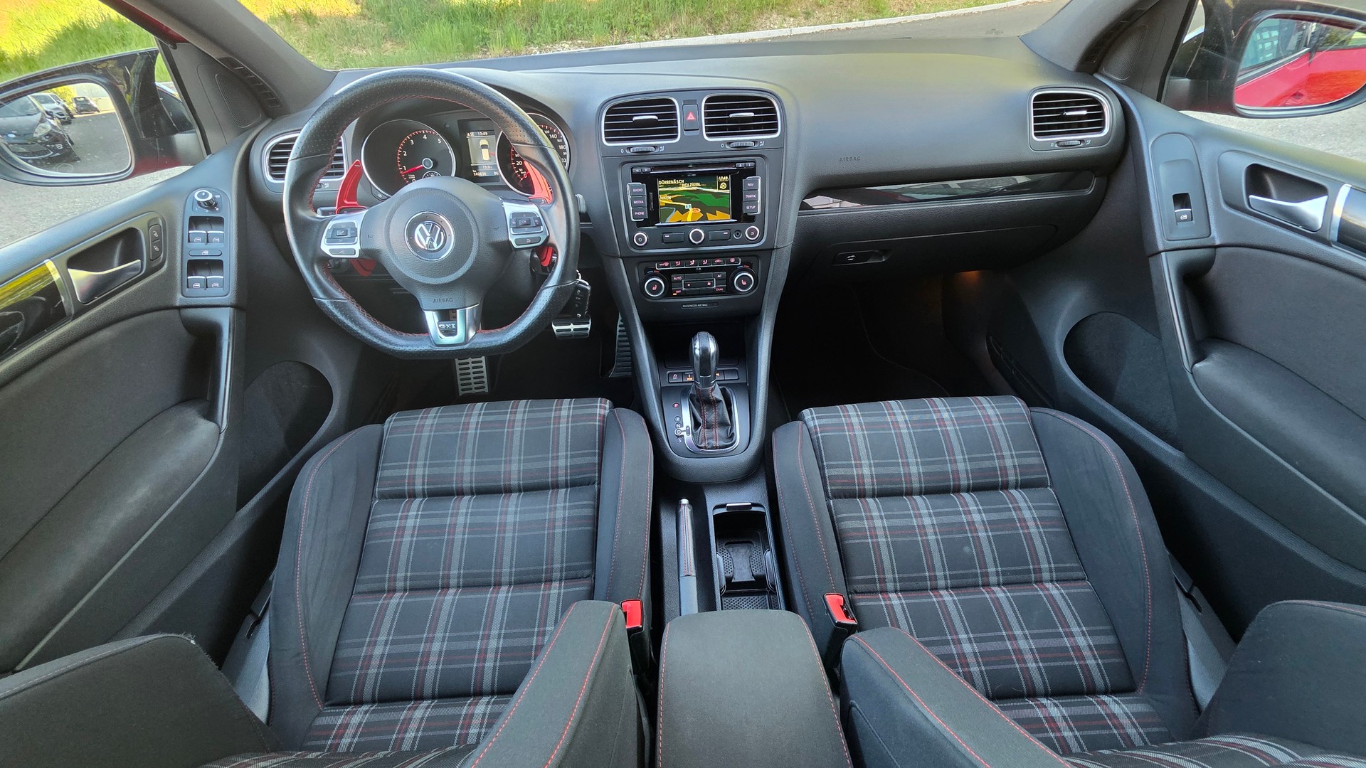 VW Golf 2.0 TSI GTI DSG-image-8