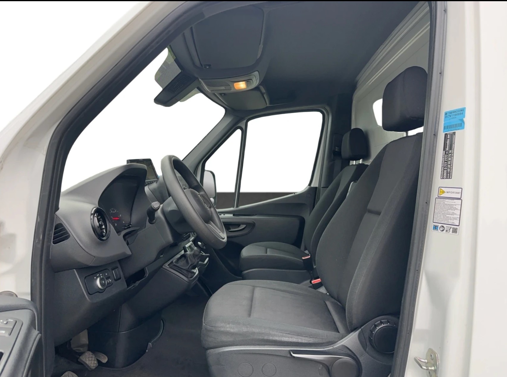 MERCEDES-BENZ Sprinter 317 CDI Standard / Tiefkühlkoffer / 900Kg NL-image-7
