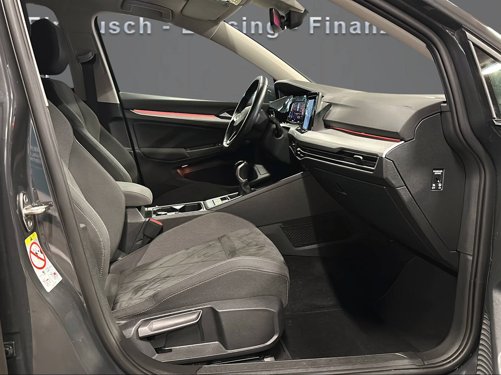 VW Golf 1.5 TSI ACT Life-image-10
