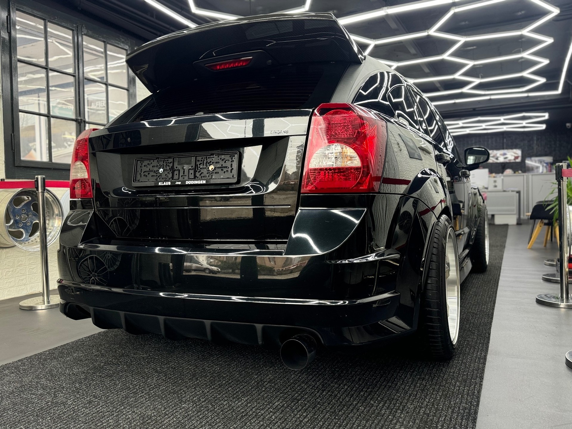 DODGE Caliber 2.4 SRT4-image-4