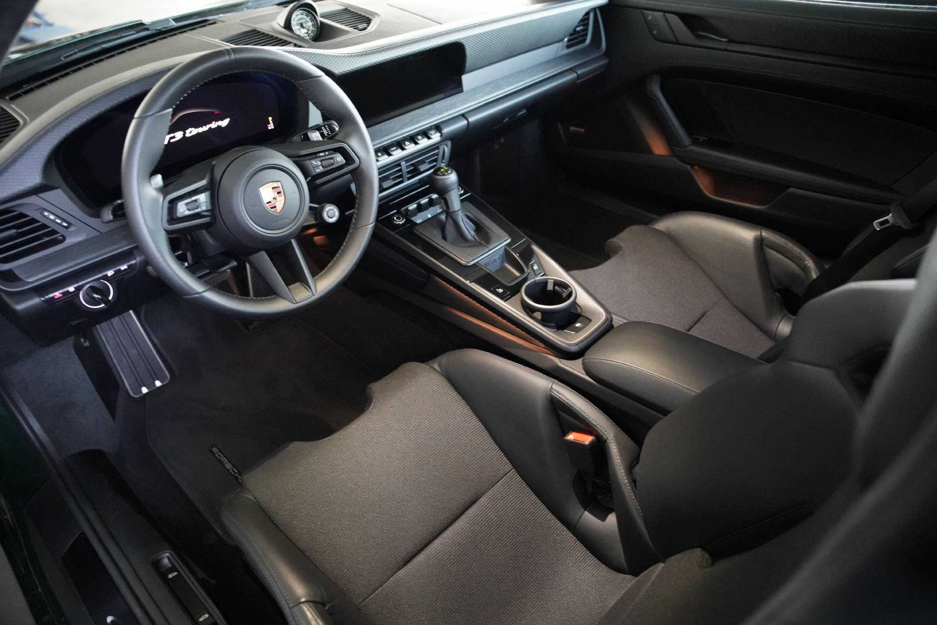 PORSCHE 911 GT3 Touring PDK Oak Green-image-6