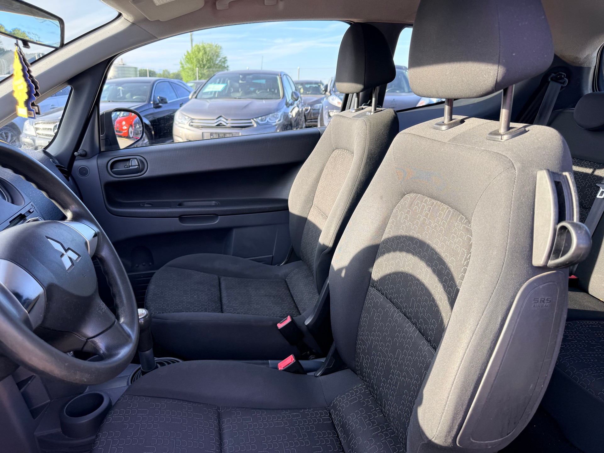 MITSUBISHI Colt 1.1 12V Super Jubilé-image-13