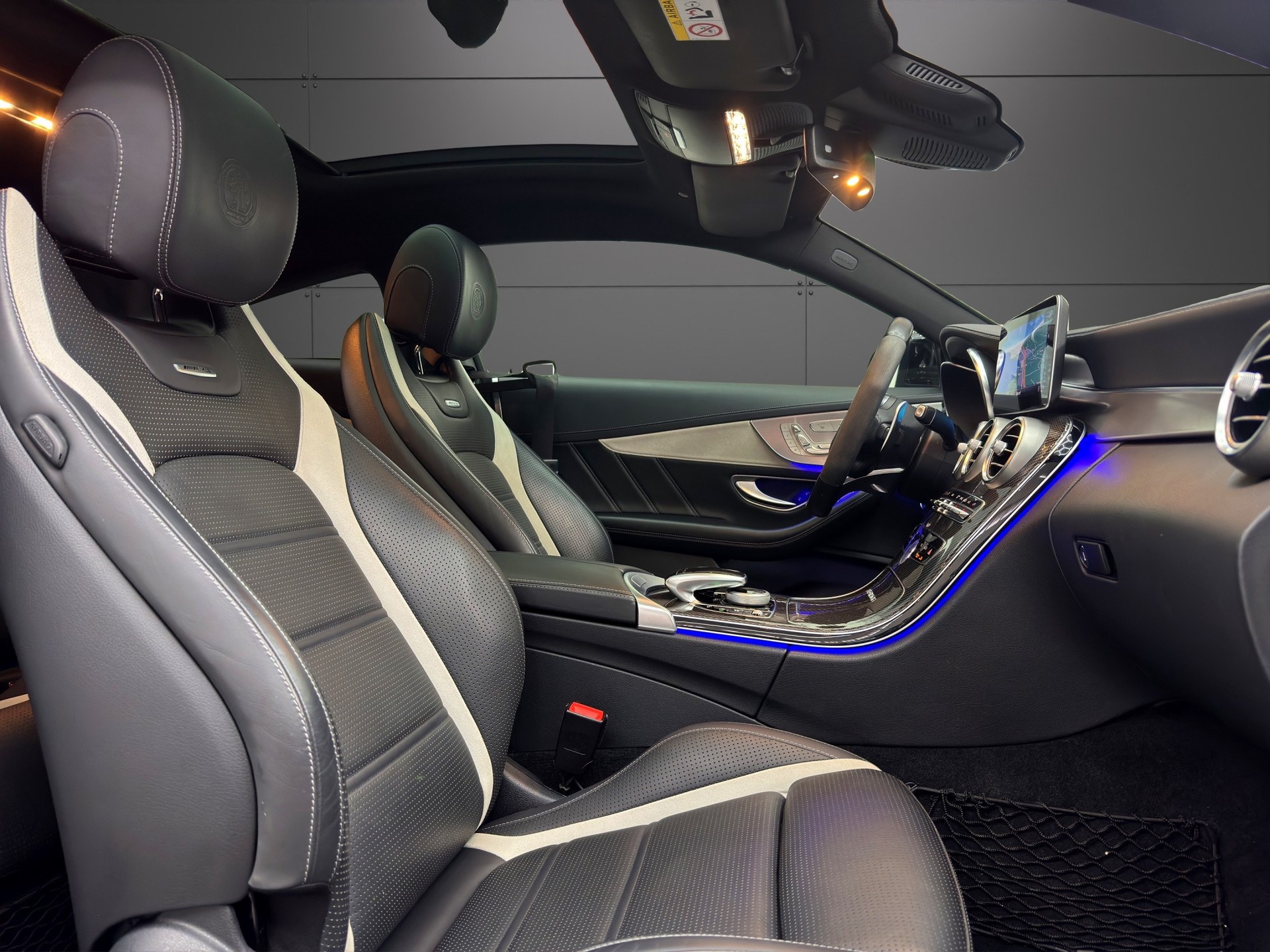 MERCEDES-BENZ C 63 S AMG 9G-tronic-image-13