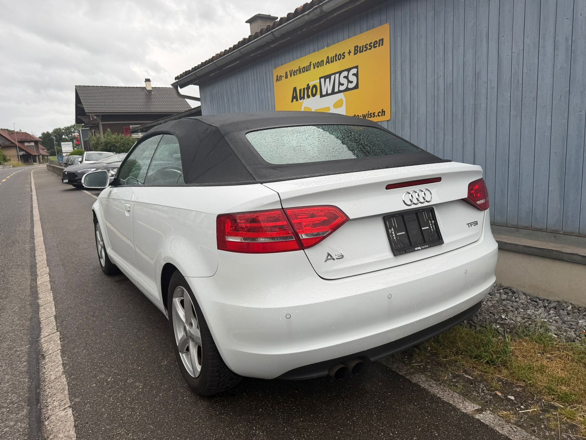 AUDI A3 Cabriolet 1.8 TFSI Ambition-image-4