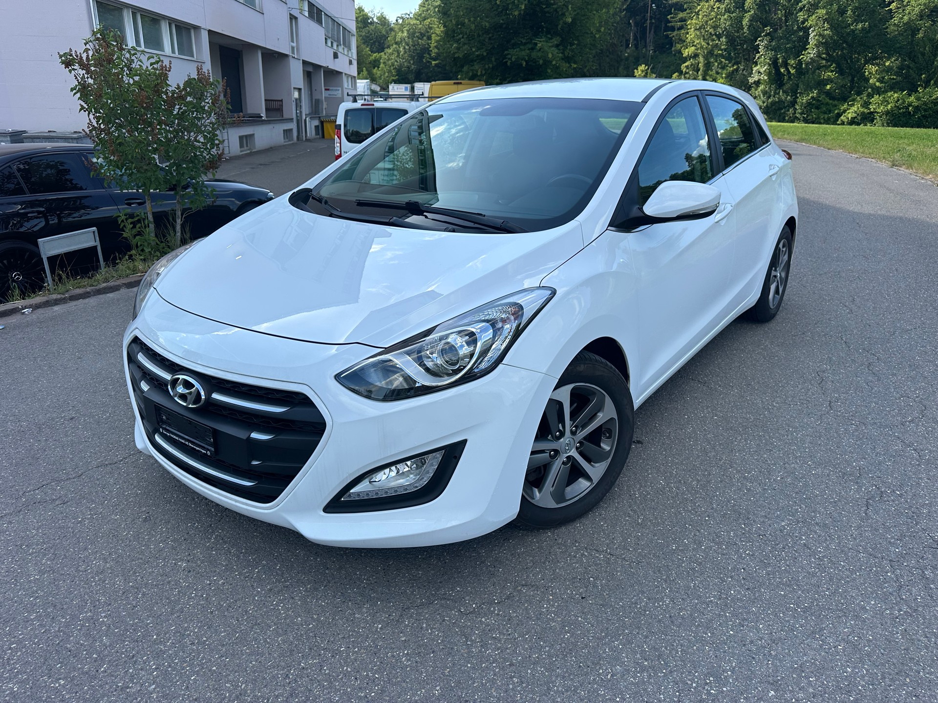 HYUNDAI i30 1.6 CRDi Plena Automatic-showroom-element-2