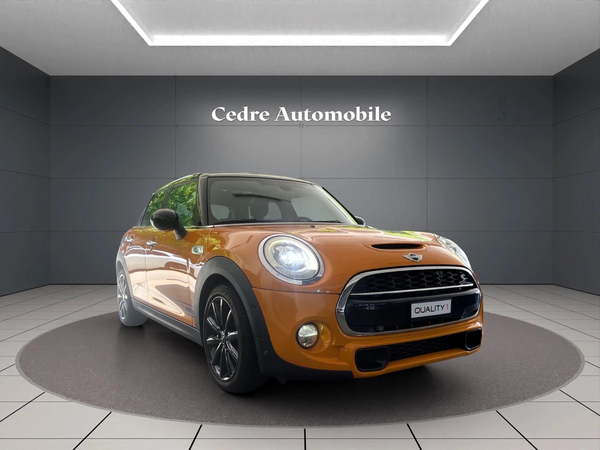 MINI Cooper S Steptronic-showroom-element-2