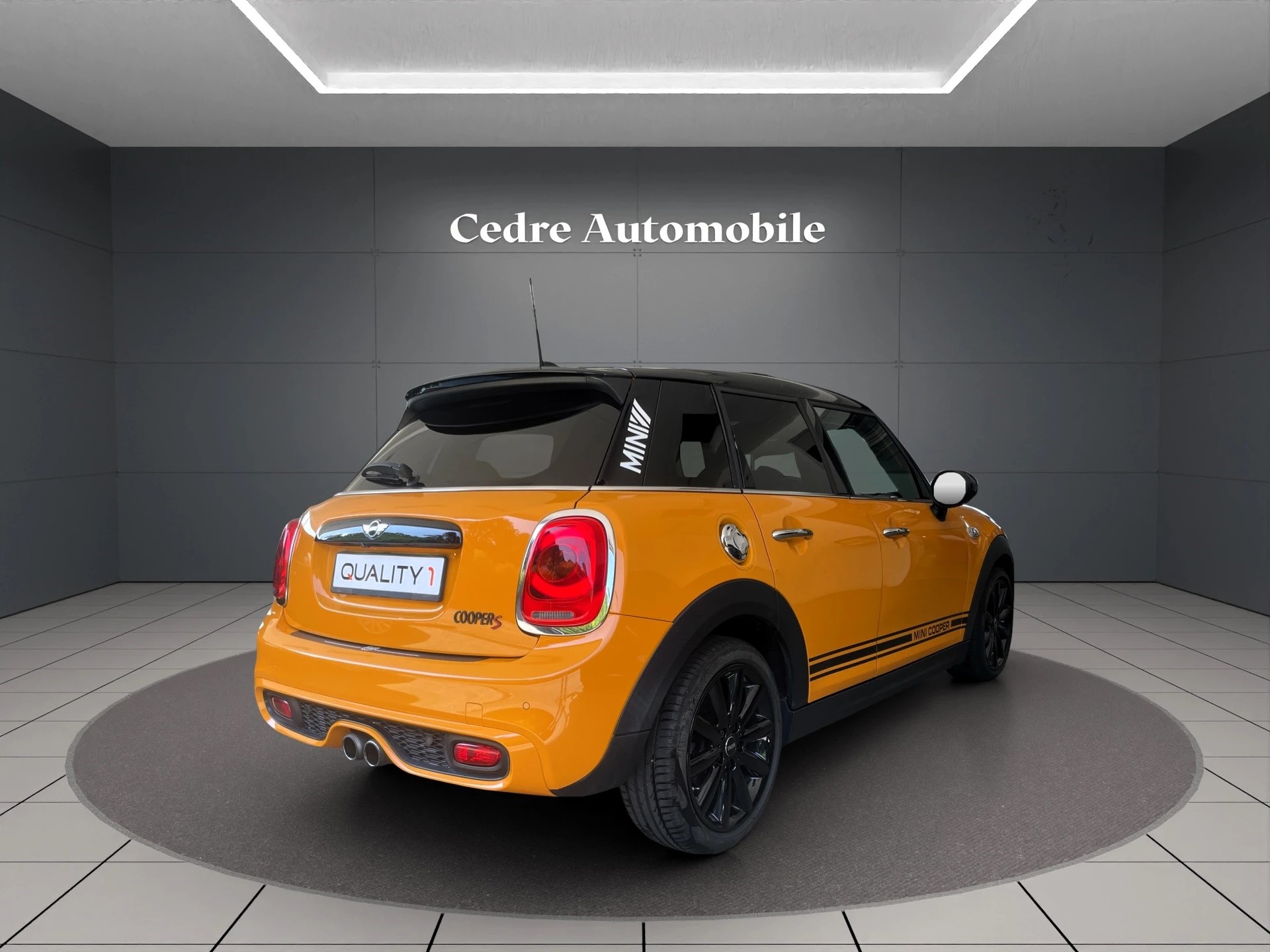 MINI Cooper S Steptronic-showroom-element-3