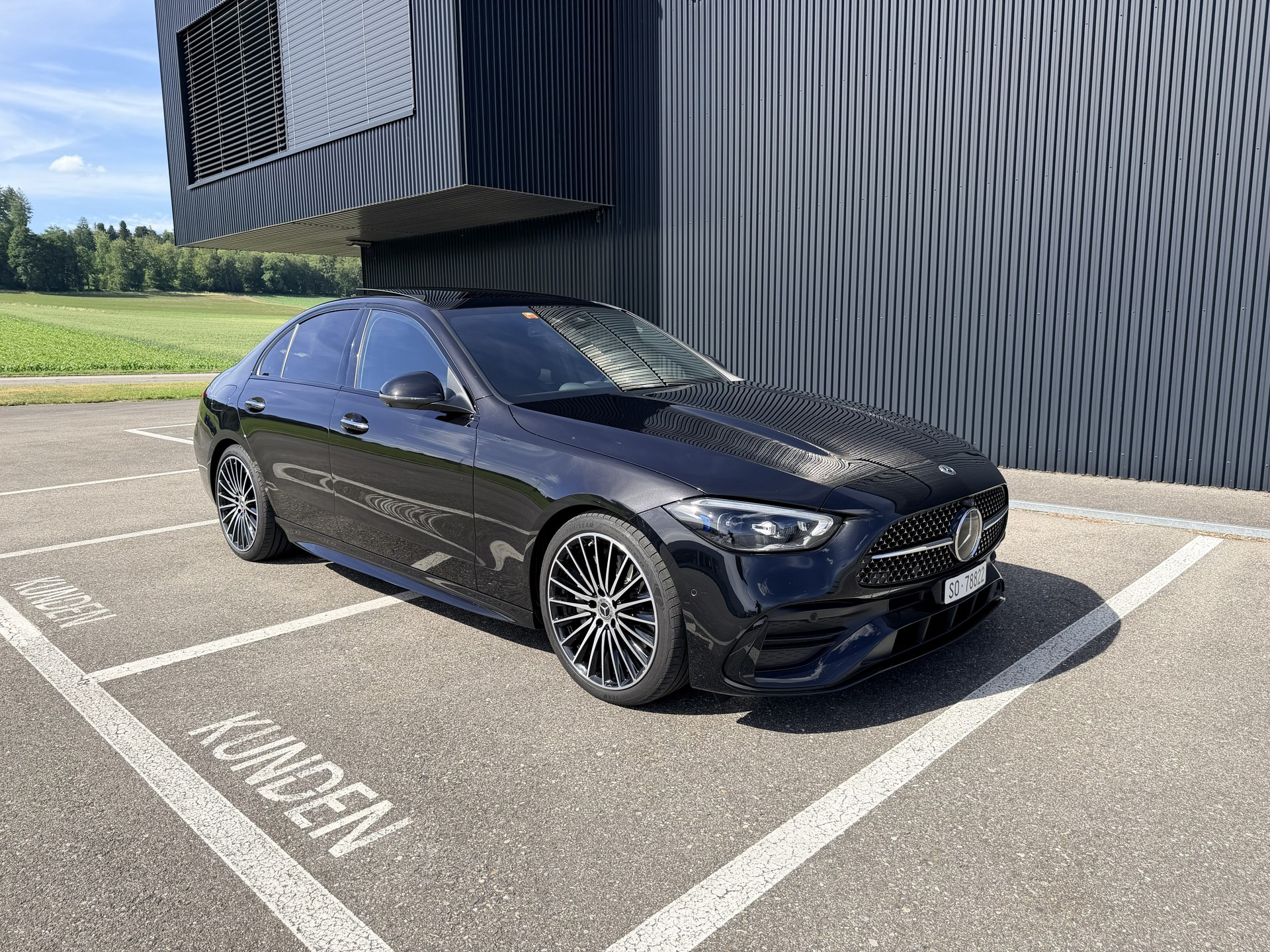 MERCEDES-BENZ C 300 AMG Line 4matic