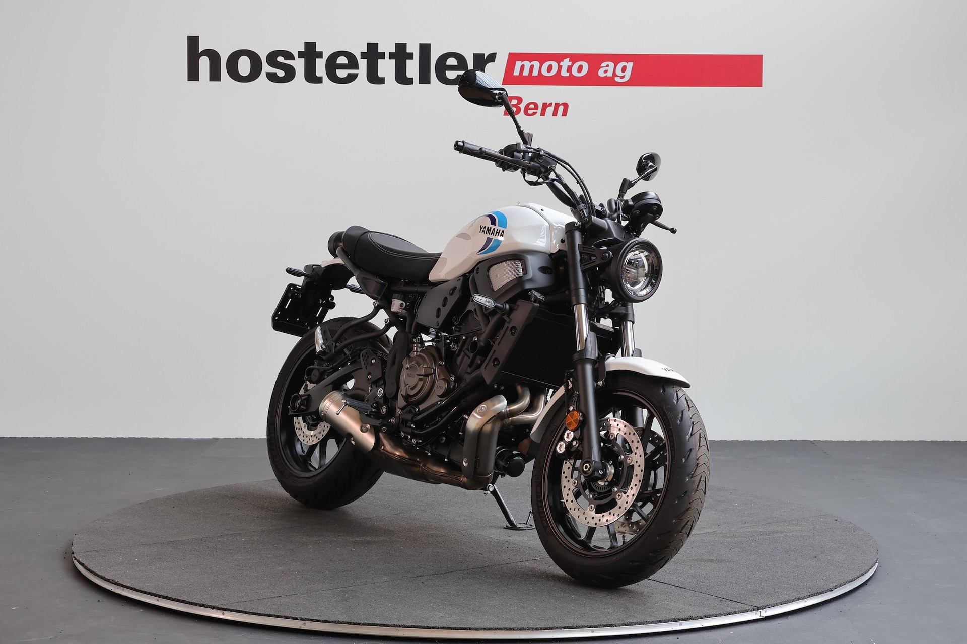 YAMAHA XSR 700