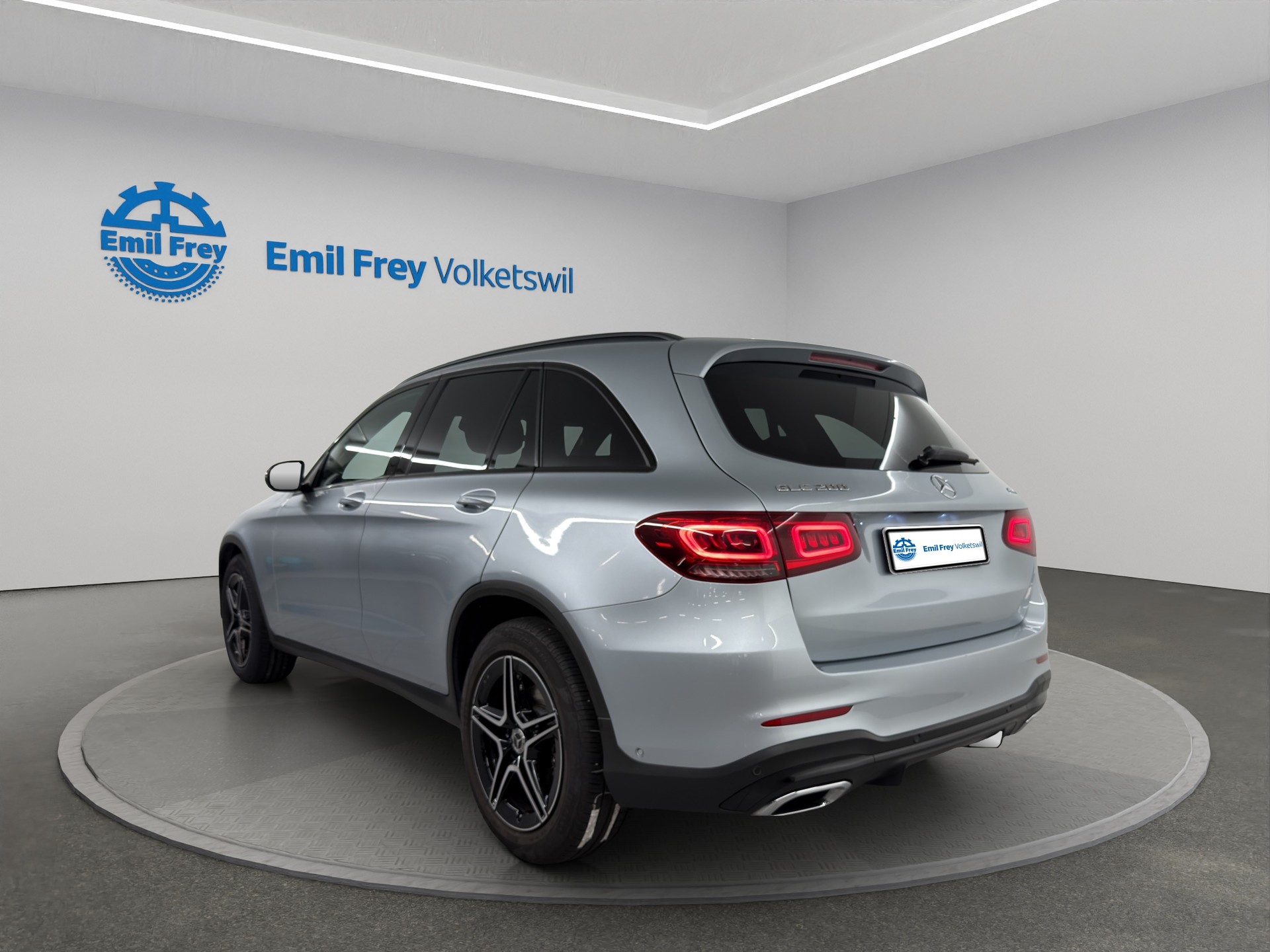MERCEDES-BENZ GLC 200 Night Star AMG Line 4m-showroom-element-2