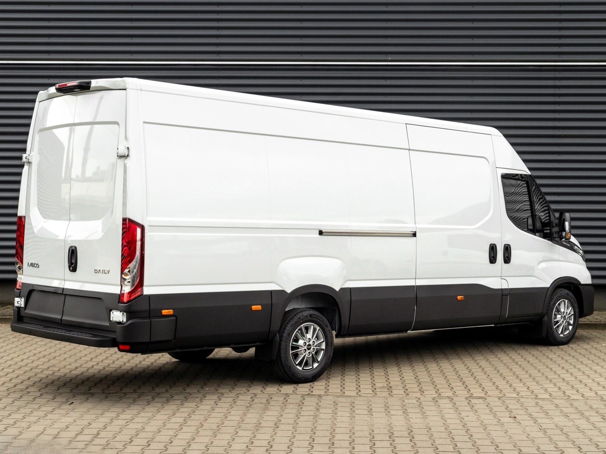 IVECO 35 S 18H A8 L4H2 Kasten-showroom-element-3