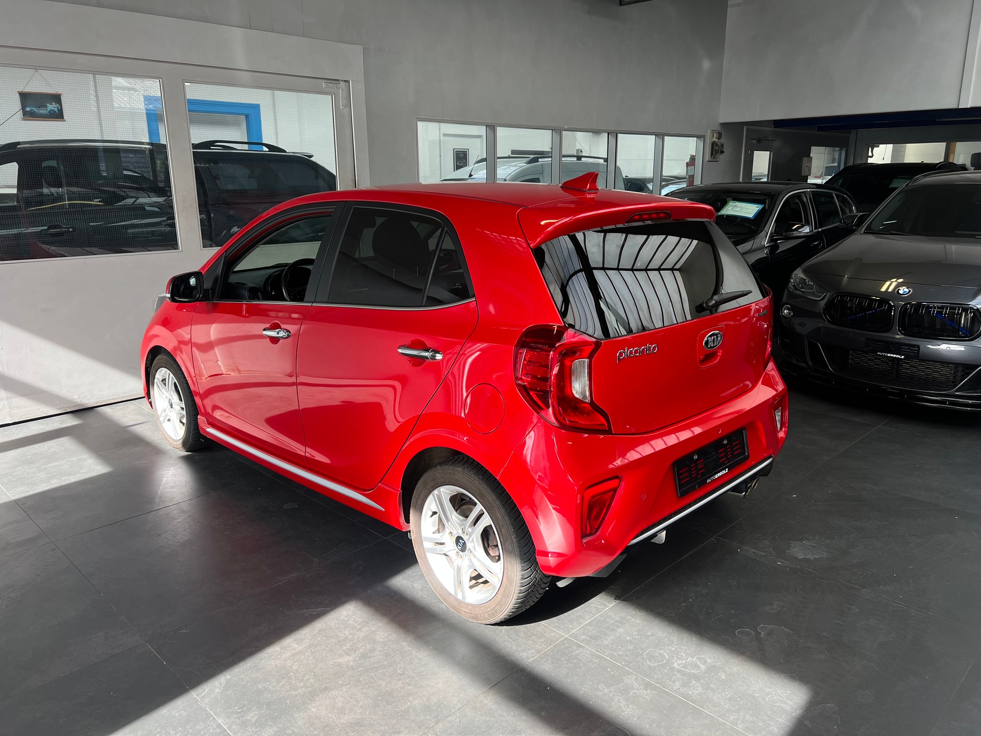 KIA Picanto 1.2 CVVT GT-Line-image-1